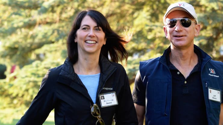 Bezos Keeps 75% In Divorce, Ex Is Now World’s Fourth Richest Woman