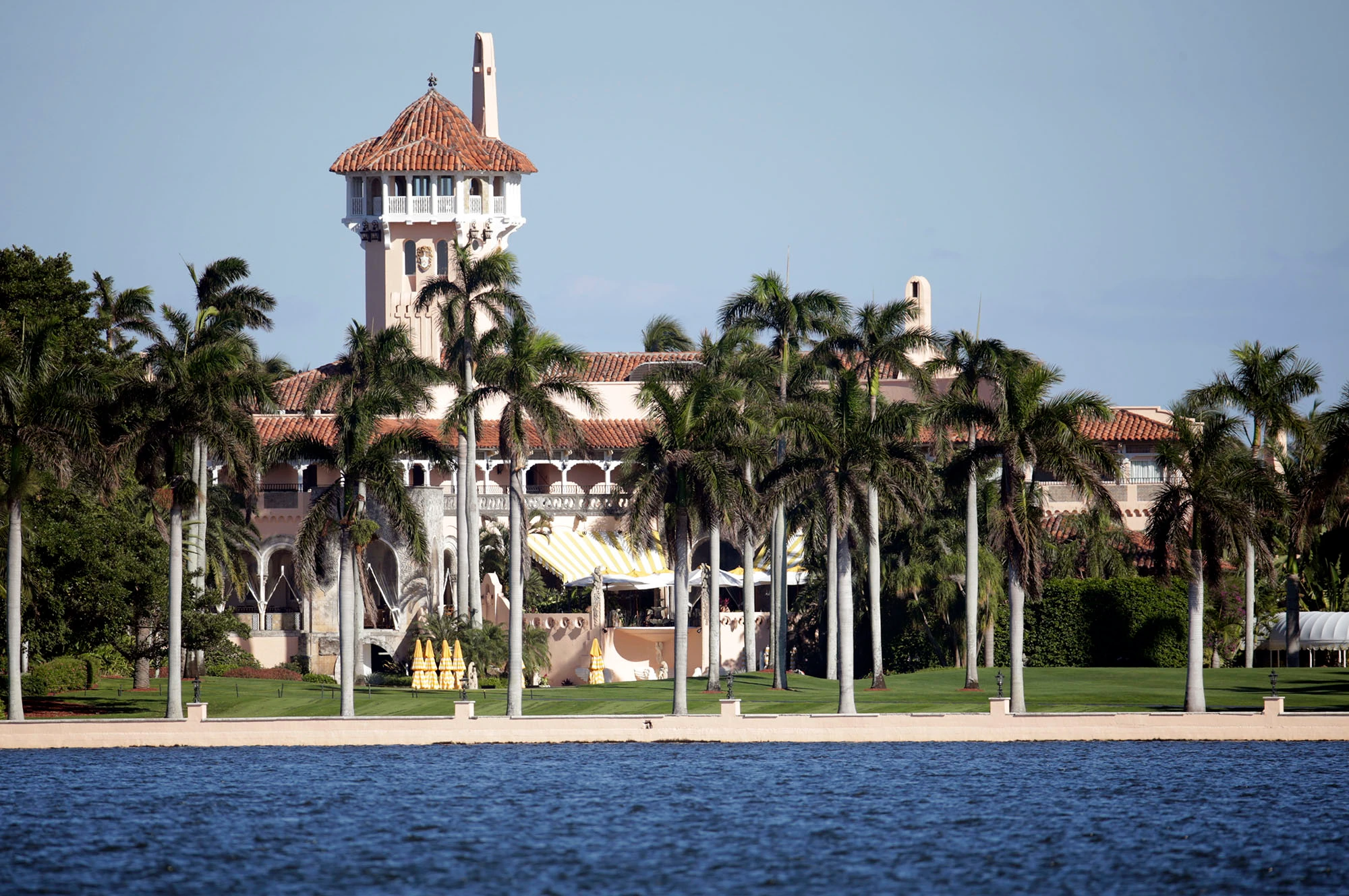 Biden’s FBI Raids Trump’s Mar-A-Lago Estate In Florida