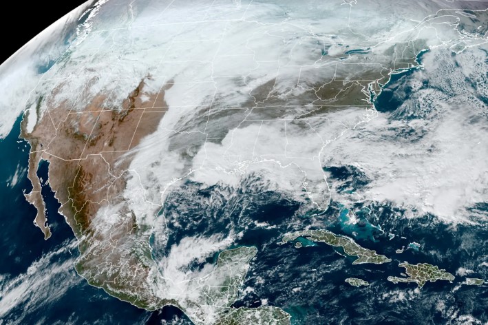 A Huge Storm Known As A “Bomb” Cyclone Detonating Across The Midwest